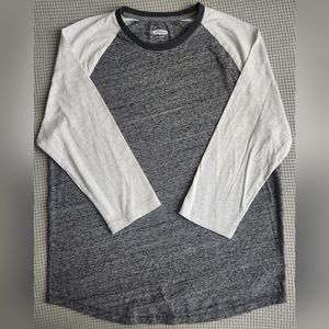 Medium - Old Navy Men's 3/4 Sleeve Raglan Gray Baseball T-Shirt Tee Shirt